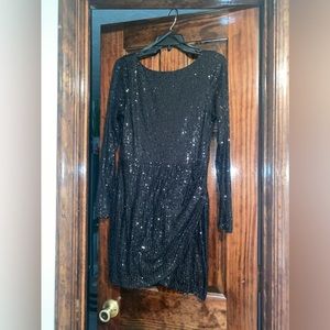 I am selling this homecoming/winter dress. It is in great condition.